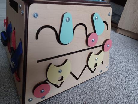 Montessori trezor busykids, 