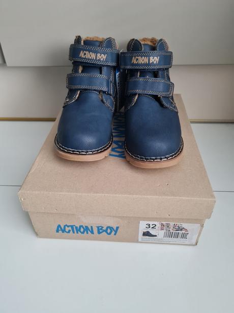Topanky action boy, 32
