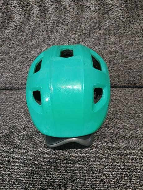 Cyklistická prilba kellys, s