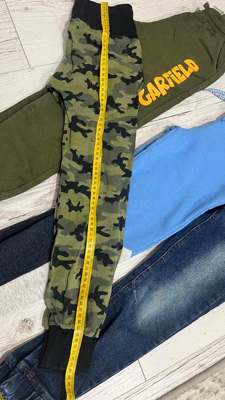 Chlapčenské tepláky 122/128 4ks, 122