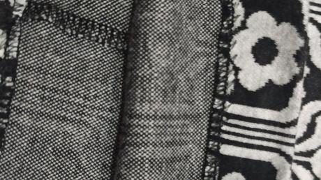 Elastické šaty pár krát oblečené veľkosť  s/m, desigual,s