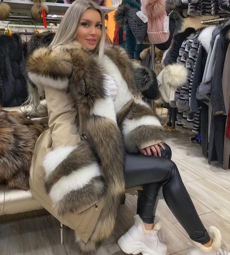 Luxusná parka s extra hustou kožušinou, s