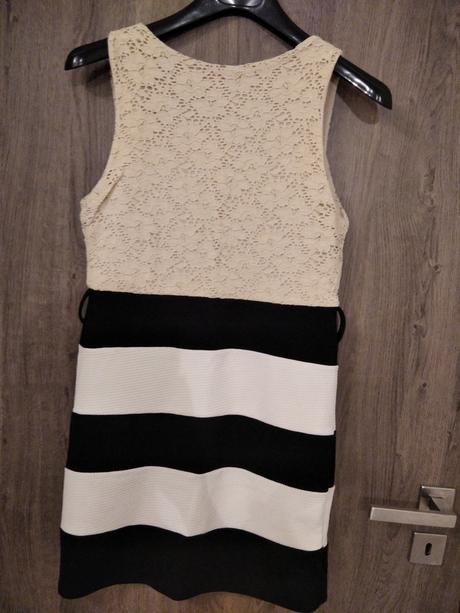 Pruhované šaty veľkosť 36, 36