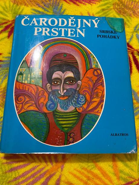 Stará retro kniha čarodějný prsten srbské pohádky,