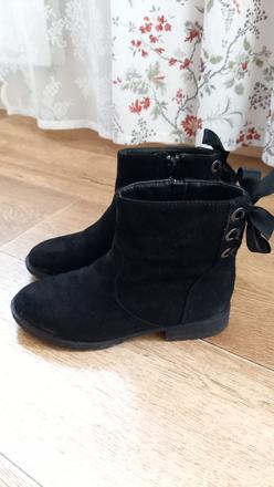 Jesenne cizmicky, 37