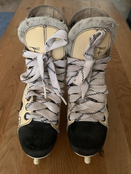 Korčule na ľad retro, 30