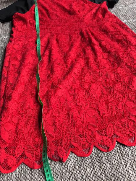 Vianočné šaty, 46