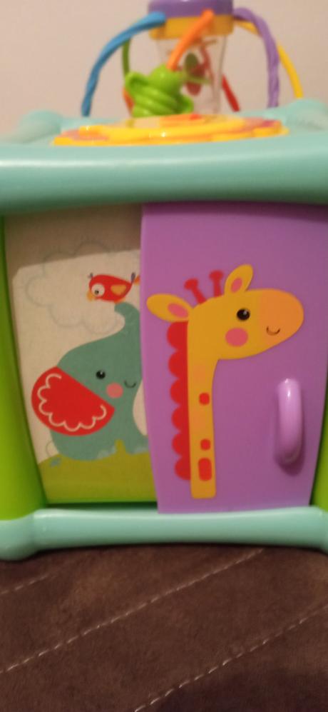 Interaktívna hračka pre bábätko,