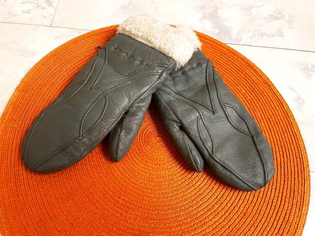 Rukavice s barančekom, s