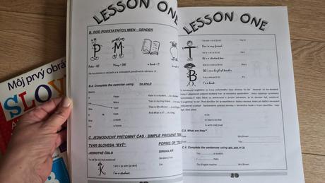 Dve knihy angličtina, 