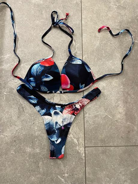 Relleciga plavky, relleciga,s