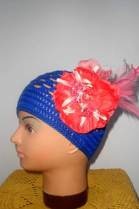 Háčkovaná čiapočka modrá , 104