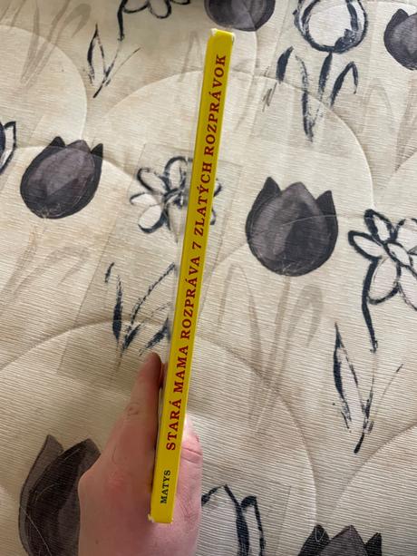 Kniha-7 zlatych rozpravok, 