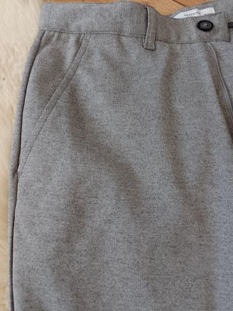 Elegantné,top stav, reserved,164