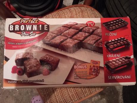 Brownie set, 