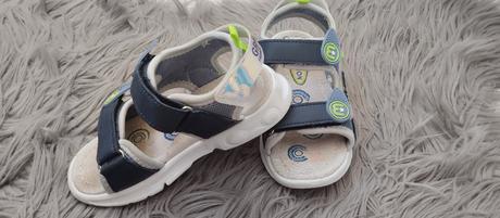 Chlapčenské sandalky, 28