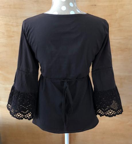 Vyšívaná tunika / blúzka s čipkovanými rukávmi, s, s