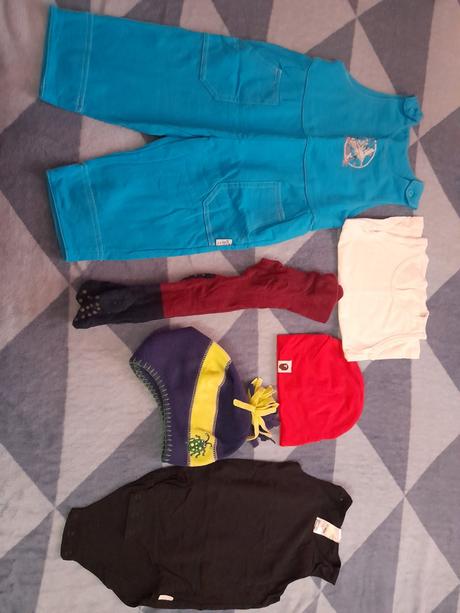 Chlapčensky balik 86(a1) - 57kus, 86–98