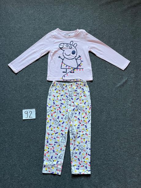 Dvojdielne pyžamo peppa pig, sinsay,92
