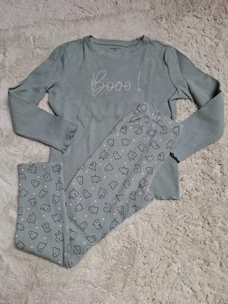 Pyžamo, reserved,152