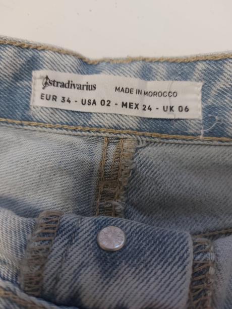 Riflová sukňa, stradivarius,34