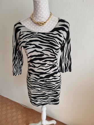 Sivo-čierny dlhší svetrík f&f veľ. 38, f&f,38