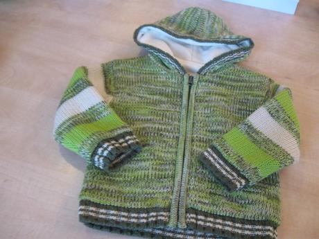 Zateplený svetrík, 104, 104