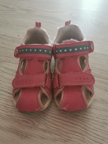 Sandálky 23, cupcake,23