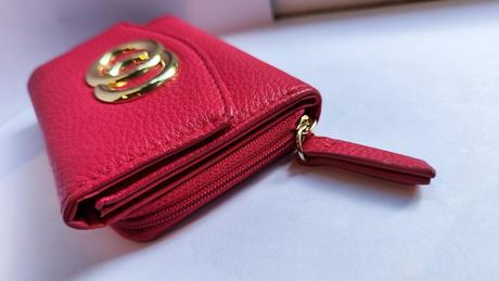 Ružová peňaženka,