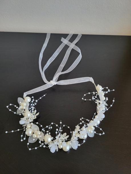 Šaty na 1. sv. prijímanie, 152