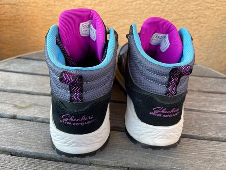 Turistické topánky, skechers,33