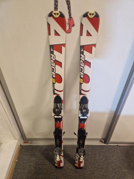 Lyže atomic 130 cm, atomic,130-139 cm