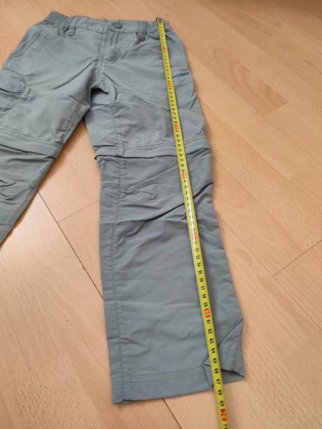 Športové funkčné nohavice, 116