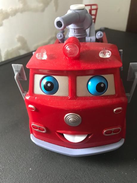 Mcqeen hasičské auto, 