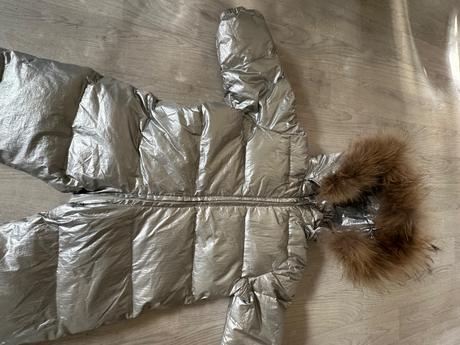 Zimna kombinéza, 74