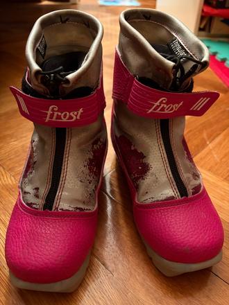 Topanky na bezky velkost 33 nnn, alpina,33