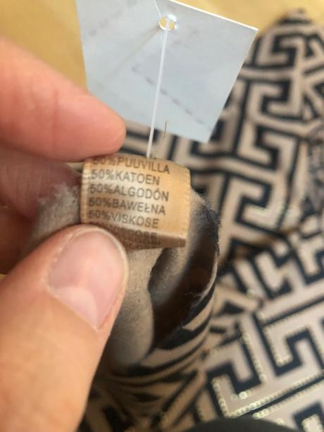 Tenší dlhý šál, l