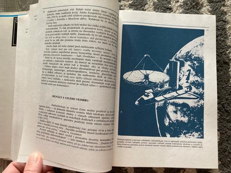 Mestá v kozme-prvé vyd.1989,