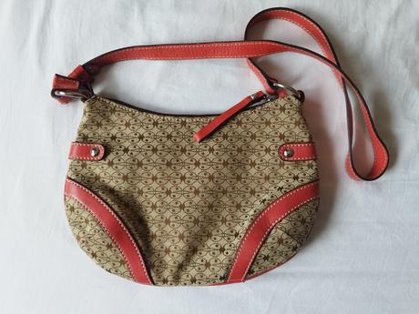 Kabelka coccinelle, coccinelle