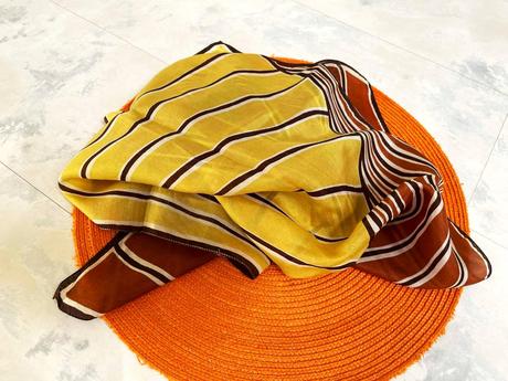 Hodvábna šatka na krk, l