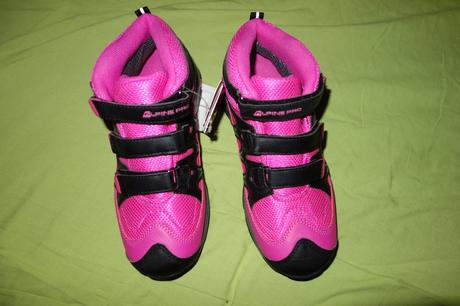 Nove turisticke topanky alpine pro, alpine pro,35