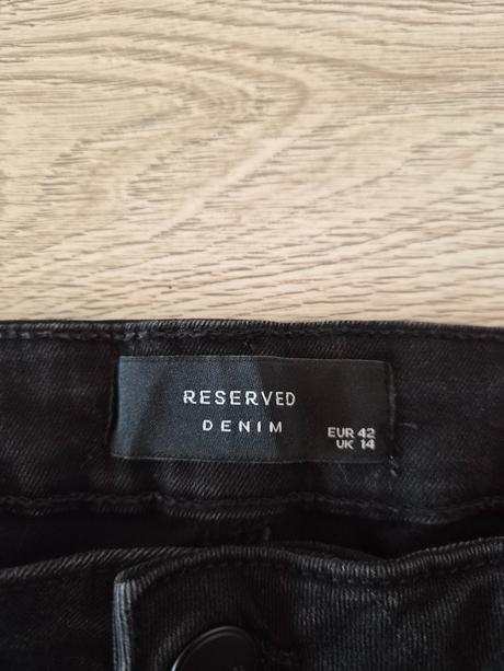 Rifle, reserved,42