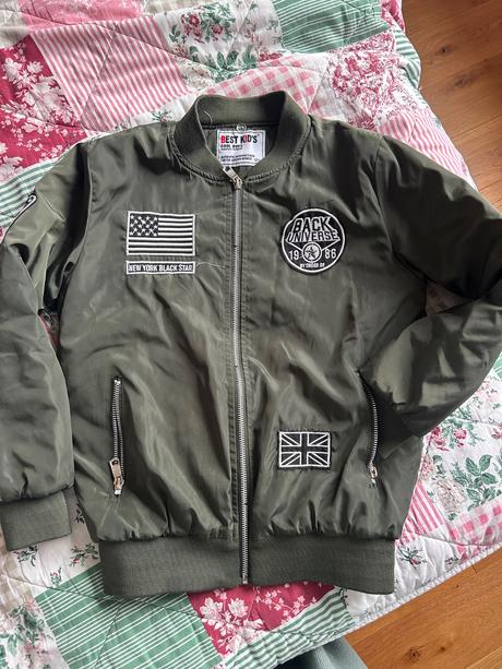 Krasna bunda na prechod, 152