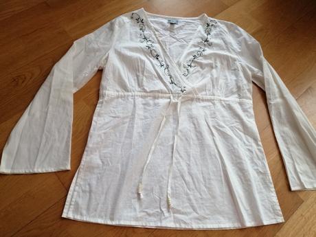 Biela bluzka s vysivkou, 40