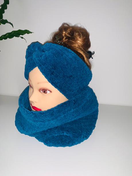 Čelenka a tunel/nákrčnik, 