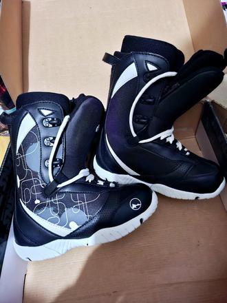 Topánky na snowboard, trans,36