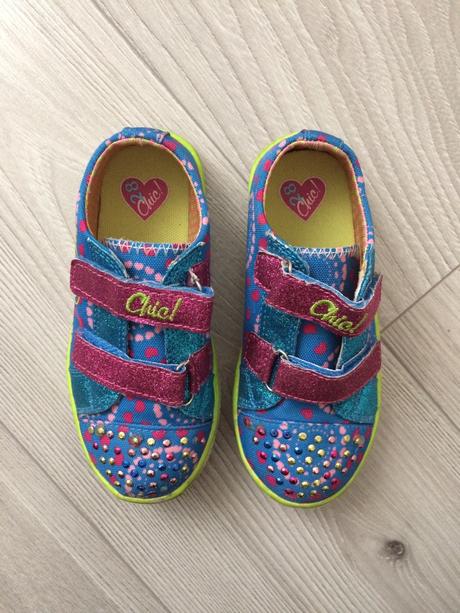 Farebné tenisky, authority,28