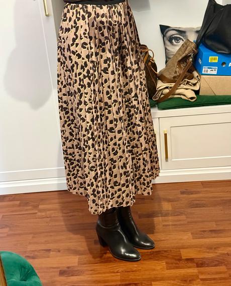 Boss sukna, hugo boss,36