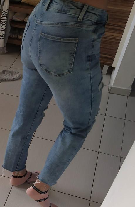 Potrhané rifle, mohito,m