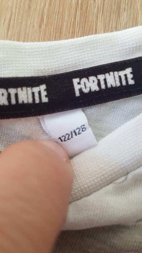 Tricko fortnite, 122